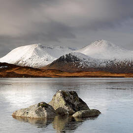  Lochan na h-Achlaise by Grant Glendinning