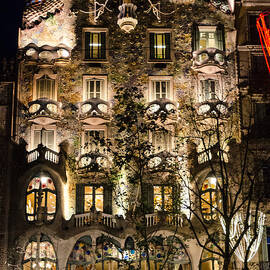 Barcelona - Casa Batllo by AM FineArtPrints