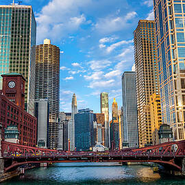 Chicago River Corridor by Carl Larson Photography