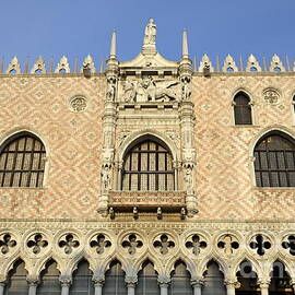 Doges Palace at sunset by Sami Sarkis Photography