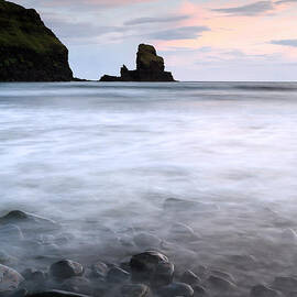 Talisker bay Scotland by Grant Glendinning