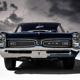 '67 GTO by Douglas Pittman