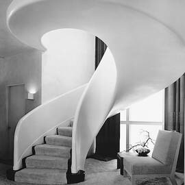 A Spiral Staircase by Hedrich-Blessing