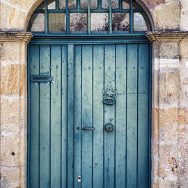 Amelias Door by Georgia Clare