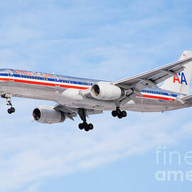 Amercian Airlines Boeing 757 Airplane Landing by Paul Velgos
