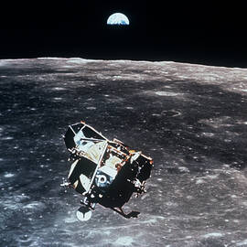 Apollo 11 Lunar Module Ascent Stage by Carlos Clarivan / Science Photo ...