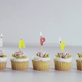 Birthday Cupcakes by Romulo Yanes