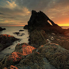 Bow Fiddle rock sunrise by Grant Glendinning