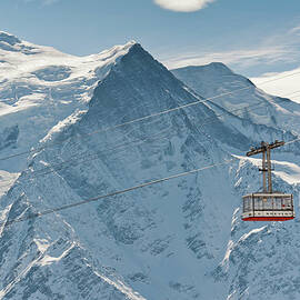 Brévent Cable Car by Alain Bachellier