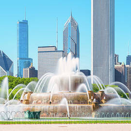 Buckingham Fountain, Chicago by Mmac72