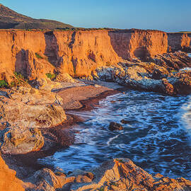 California Coastline At Montana De Oro by Ron thomas