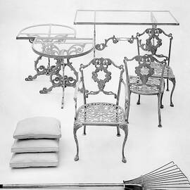 Cast Aluminum Furniture By Molla by Haanel Cassidy