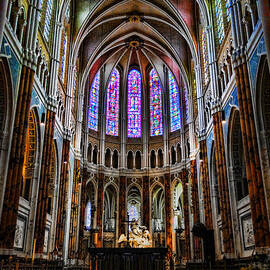 Chartres by Olivier Le Queinec