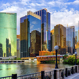 Chicago River & Willis Tower by Carl Larson Photography