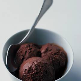 Chocolate Gelato by Romulo Yanes