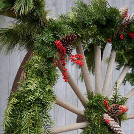 Christmas Wheel by Richard Reeve