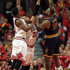 Cleveland Cavaliers V Chicago Bulls - by Jonathan Daniel