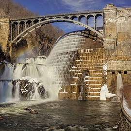 Croton Dam And Rainbow by Susan Candelario