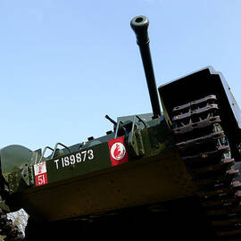 Desert Rats - Cromwell Mark IV Tank Little Audrey 2 by Richard Reeve