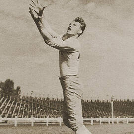 Don Hutson by Gianfranco Weiss