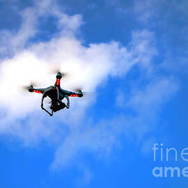 Droning by Olivier Le Queinec