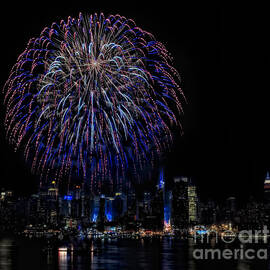 Fireworks In New York City by Susan Candelario