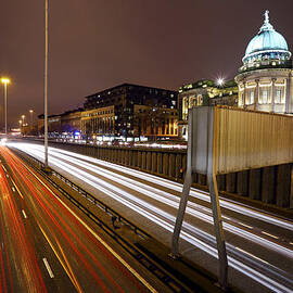 Glasgow rush hour by Grant Glendinning