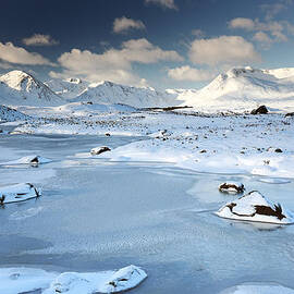 Glencoe winter scenery by Grant Glendinning