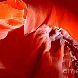 Glowing Rounded Edges by Adam Jewell