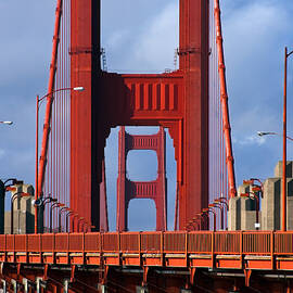 Golden Gate Bridge by Adam Romanowicz
