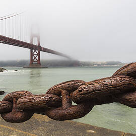 Golden Gate Bridge Chain by Adam Romanowicz