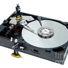 Hard Drive Security by Olivier Le Queinec