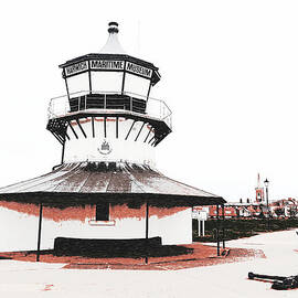 Harwich - Low Lighthouse by Richard Reeve