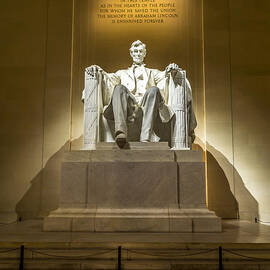Inside the Lincoln Memorial by David Morefield