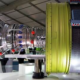 Jet Engine Exhaust by Mark Williamson / Science Photo Library