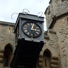 Jewel House Clock by Richard Reeve