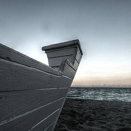 Let's Sail to the Moon by Richard Reeve