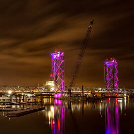Memorial Bridge Under The Stars by Jeff Sinon