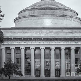 MIT Building 10 and Great Dome II by Clarence Holmes