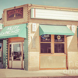 Mutt Lynch's Newport Beach Vintage Picture by Paul Velgos