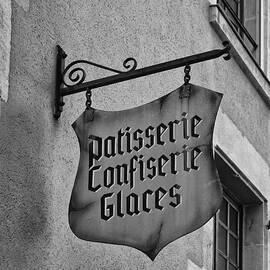 Old Fashioned Patisserie by Georgia Clare