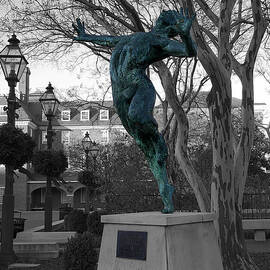Old Town Alexandria - Brio 1 by Richard Reeve