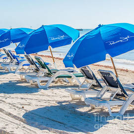 Panama Jack Blues - Higgs Beach - Key West - Square by Ian Monk