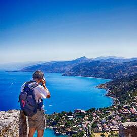 Photographer inspired by beauty by Stefano Senise