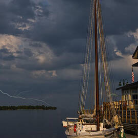 preparing for the storm by Flees Photos