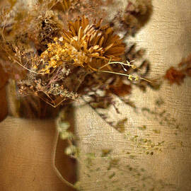 Rustic Arrangement by Jessica Jenney