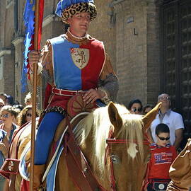Siena Palio parade by Sami Sarkis Photography