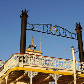Steamboat - Cherry Blossom 2 by Richard Reeve