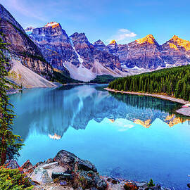 Sunrise At Moraine Lake by Wan Ru Chen