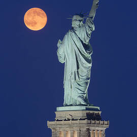 Supermoon Over New York City by Susan Candelario